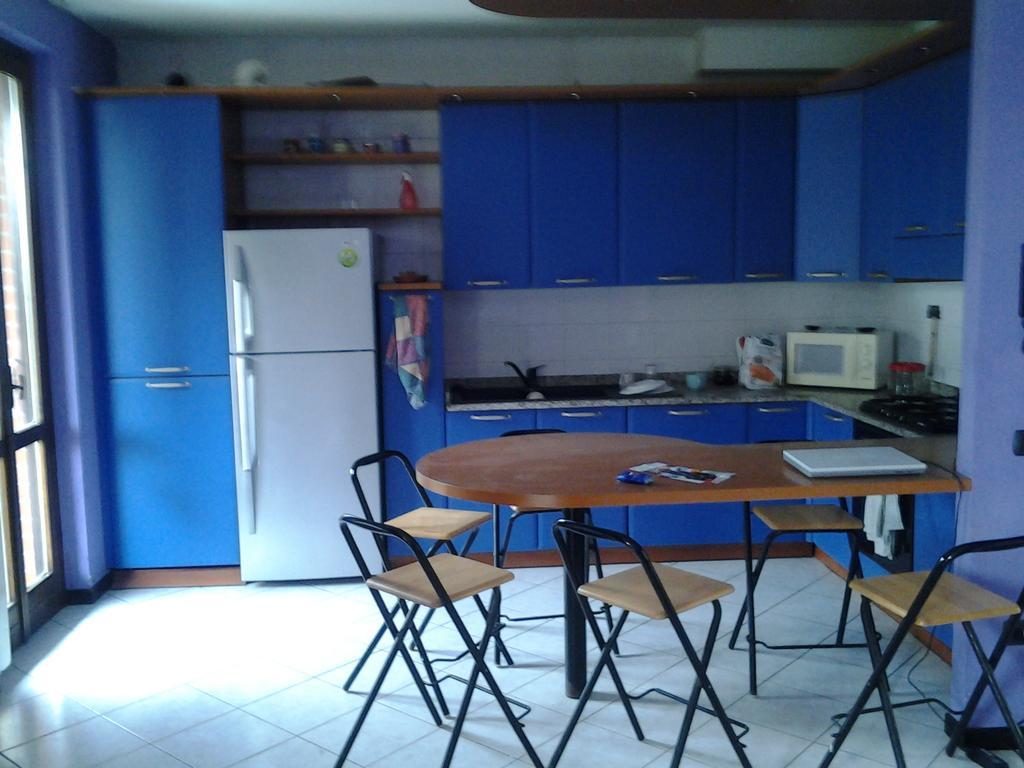 Villetta Rossini Appartamento Da Condividere Con Me Luciano Servizio Ospiti Taxi Driver Navetta No Wifi 2 Camera Da Letto Per 5 Persone Valbrembo Exteriör bild