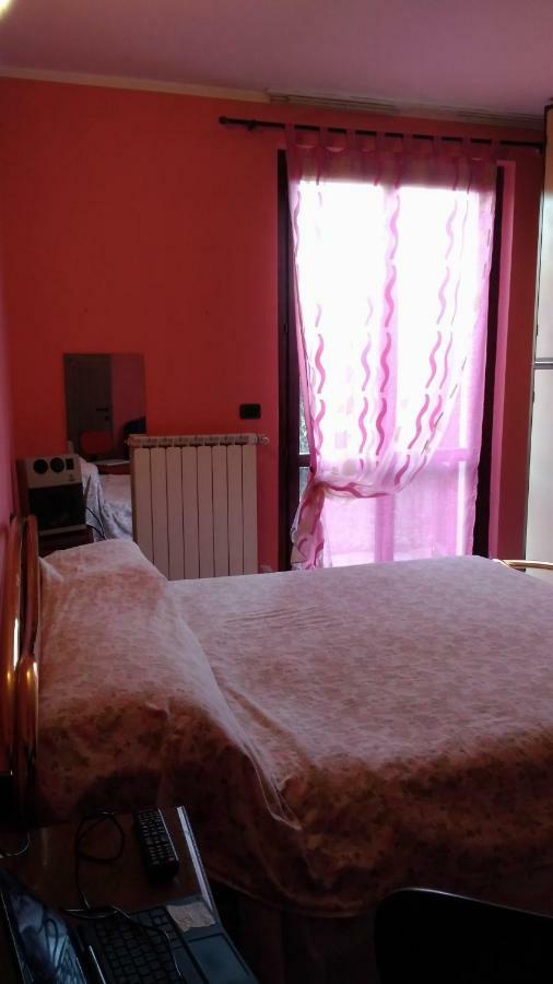 Villetta Rossini Appartamento Da Condividere Con Me Luciano Servizio Ospiti Taxi Driver Navetta No Wifi 2 Camera Da Letto Per 5 Persone Valbrembo Exteriör bild