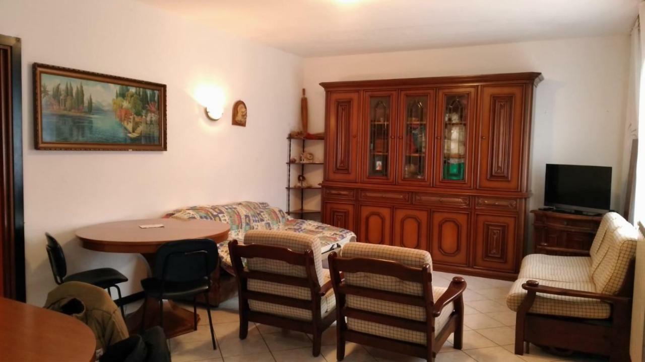 Villetta Rossini Appartamento Da Condividere Con Me Luciano Servizio Ospiti Taxi Driver Navetta No Wifi 2 Camera Da Letto Per 5 Persone Valbrembo Exteriör bild